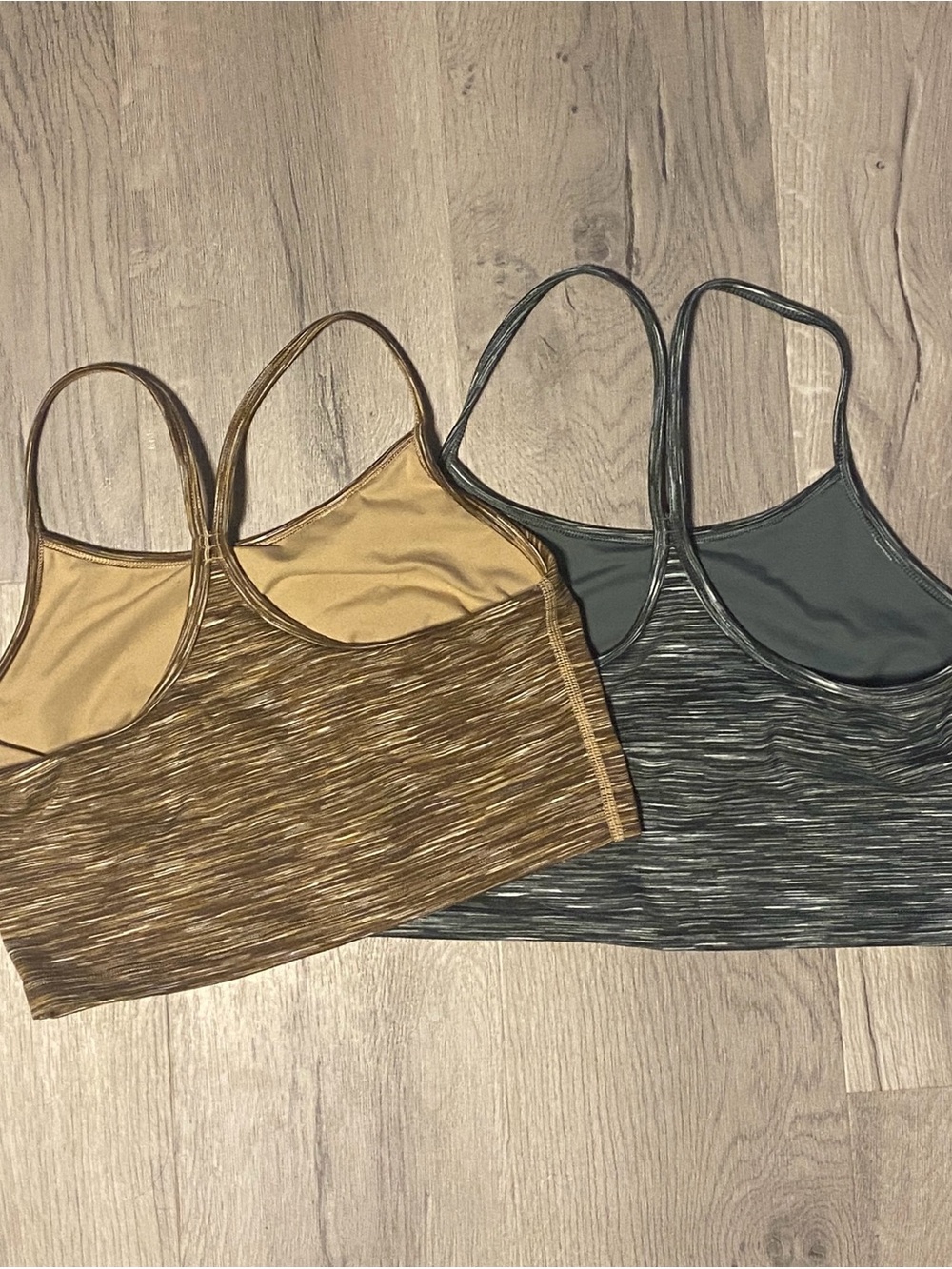 Offline by Aerie Sports Tops - Picture 2 of 4